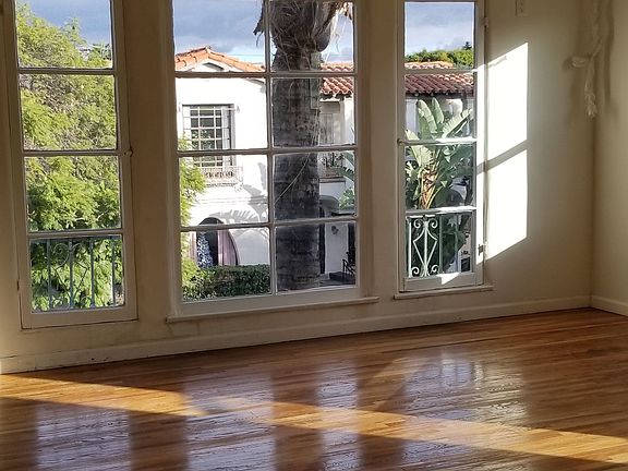 3rd image of 455 N Genesee Ave APT 201