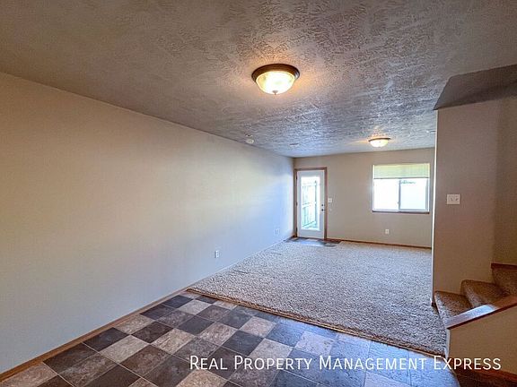 4th image of 3604 W 93rd St #2
