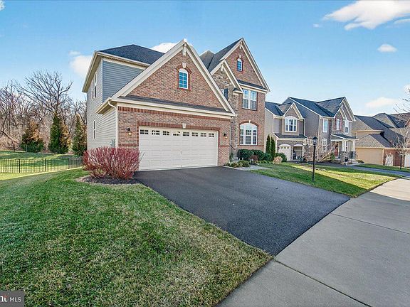 4th image of 5487 Tallyn Ridge Dr