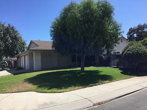 11 Baroda Dr Photo 1