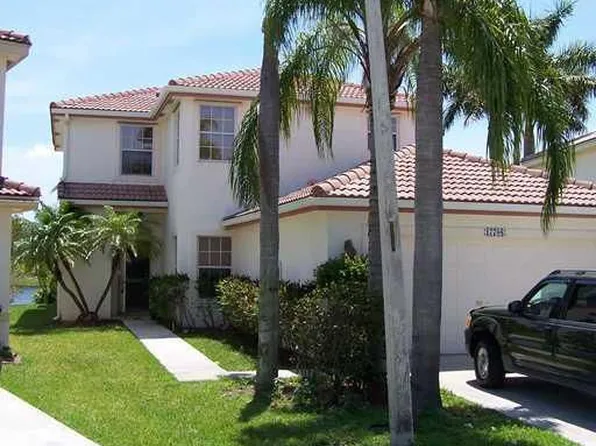 17708 SW 28th St, Hollywood, FL 33029