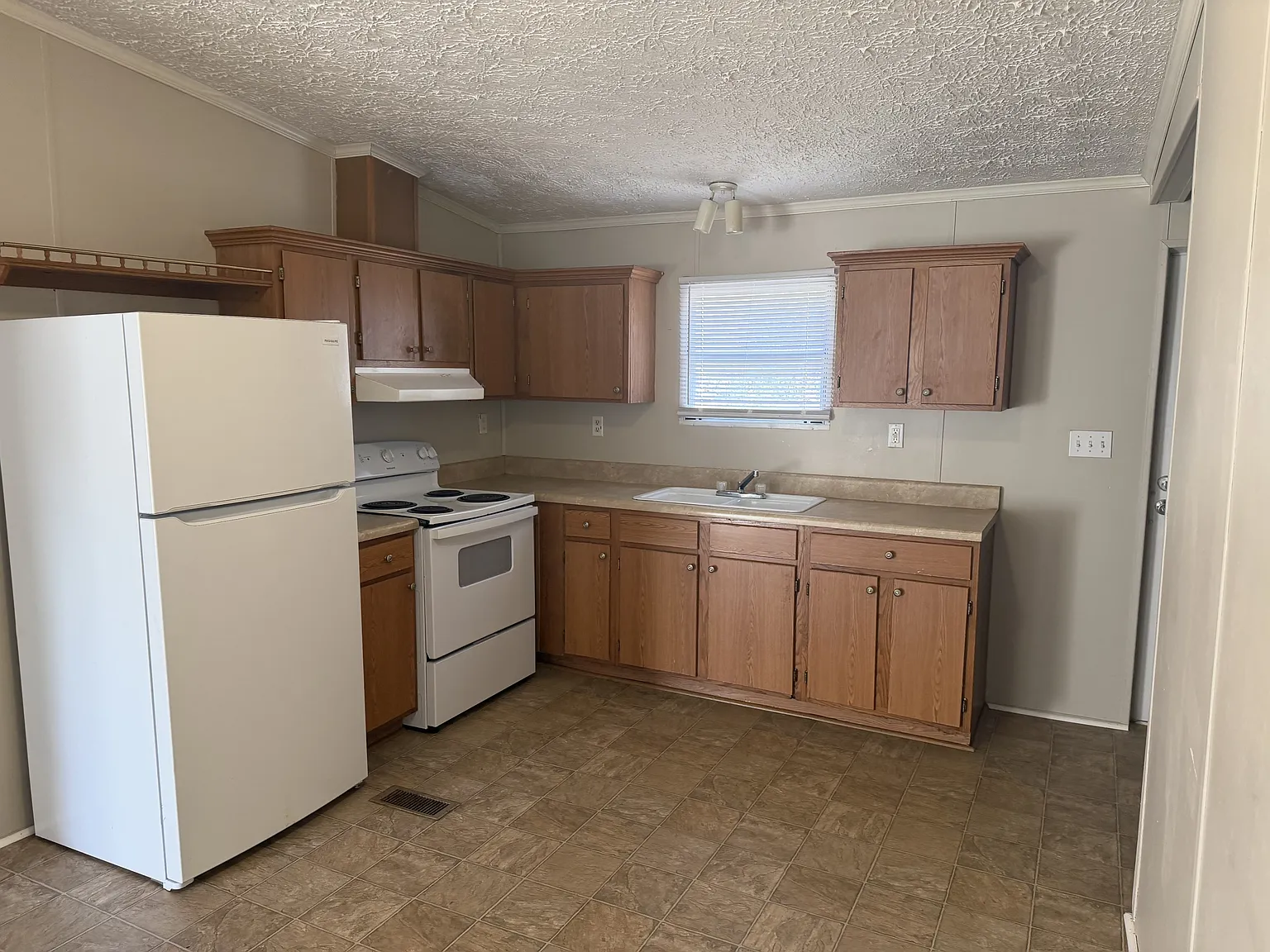 461 McLaws Road - 461 — Photo 4