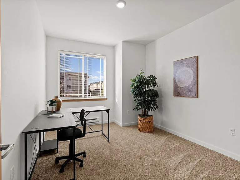Tustin Apartment Homes — Photo 9