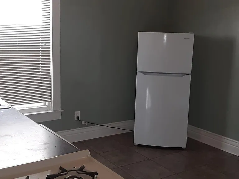 1837 Sherwood Ave — Photo 10