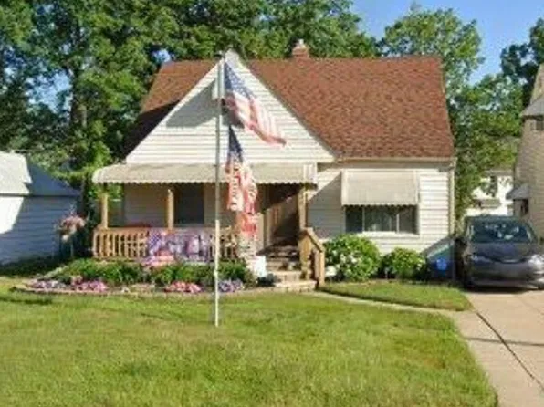 29013 Norman Ave, Wickliffe, OH 44092