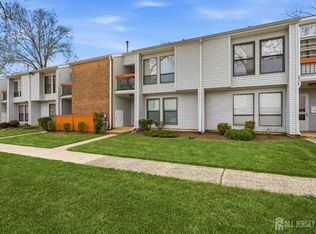 7 Dennison Dr #D, Hightstown, NJ 08520