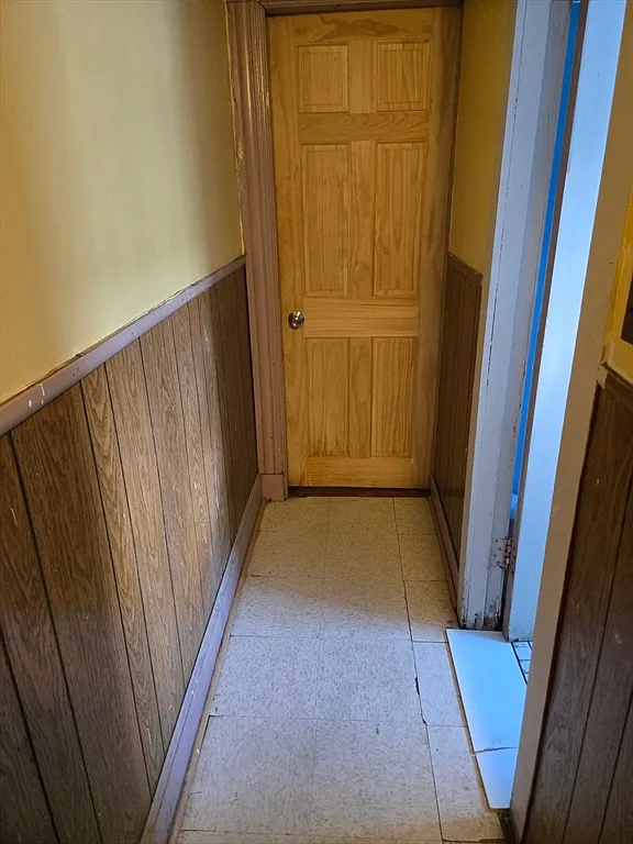 1 bed, 1.0 bath, 3242 sqft, $1,000 — Photo 3