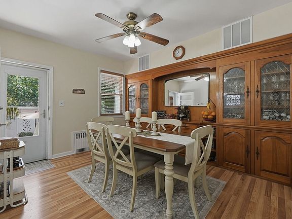 3rd image of 532 Palisade Ave #1