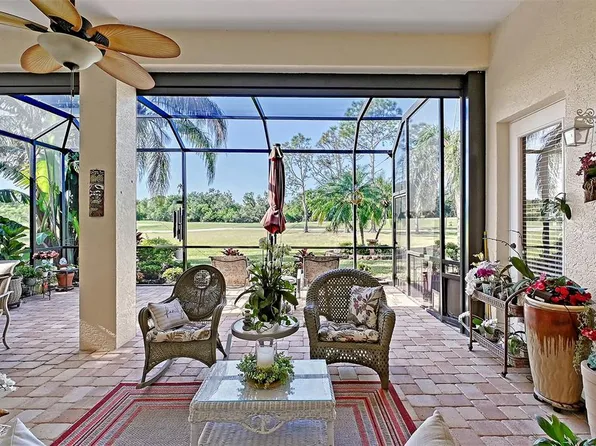 6642 Oakland Hills Dr, Lakewood Ranch, FL 34202