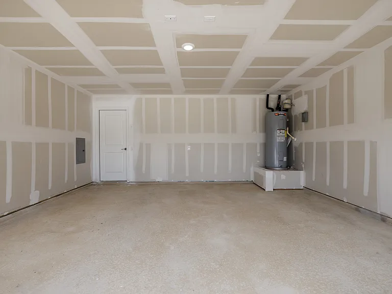 2-Car Garage