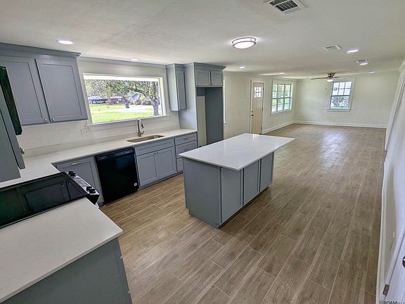 3rd image of 43154 Black Bayou Rd