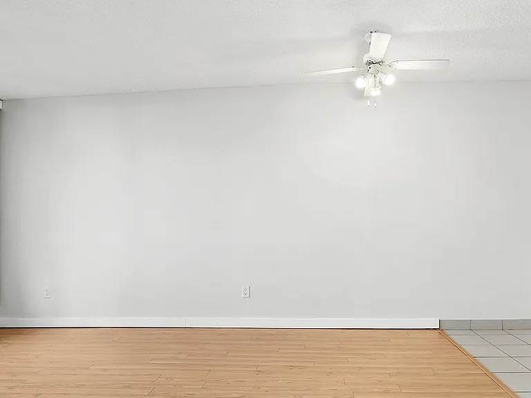 815 4th Ave SW — Photo 25