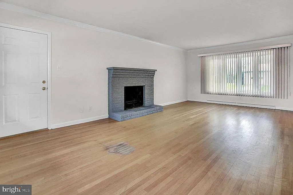 3 bed, 2003 sqft, $1,800 — Photo 4
