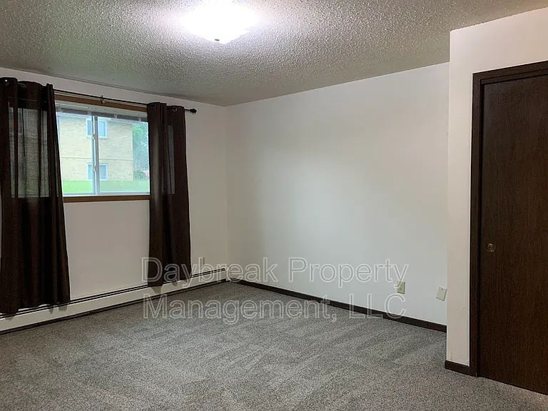 3024 9 1/2 St N #104 — Photo 2