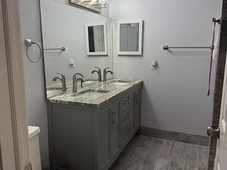 407 Sunset Ln — Photo 9