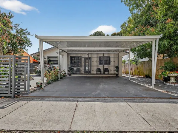 834 NW 115th St, Miami, FL 33168