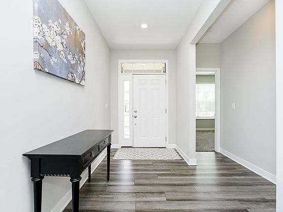 4th image of 5194 Chambers Dr