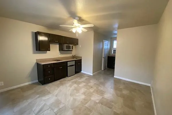 2402 Rio Grande St #2
