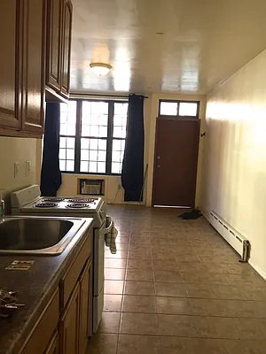 Rented by Grand & Co. | media 64