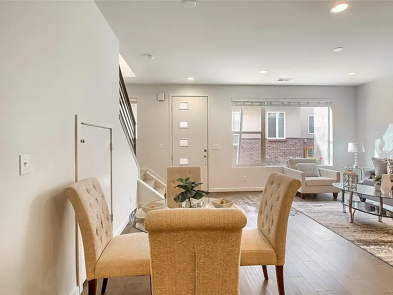 3464 Albion St — Photo 12