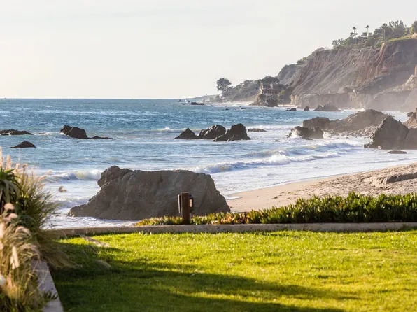 31721 Sea Level Dr, Malibu, CA 90265