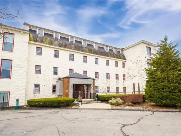 494 Woonasquatucket Ave APT 109, North Providence, RI 02911