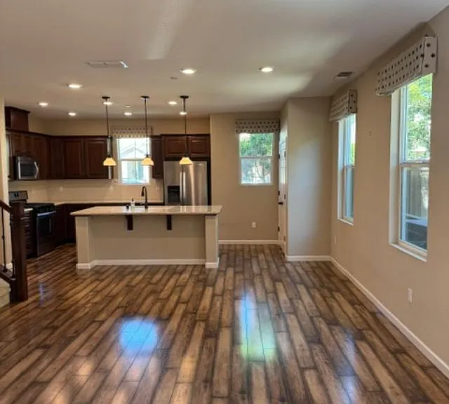 5652 Cornerstone Dr — Photo 4