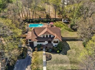 140 Summit Ave, Quincy, MA 02170