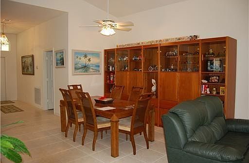 5th image of 4974 SE Devenwood Way