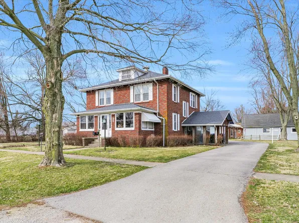 506 W Illinois St, Assumption, IL 62510