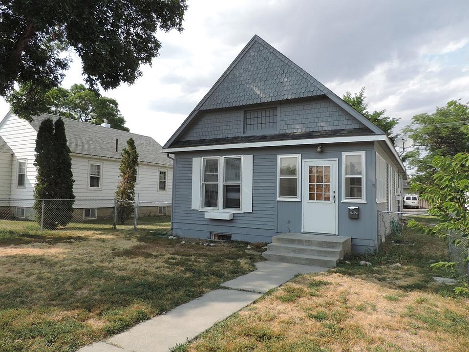 1st image of 135 1/2 Custer Ave