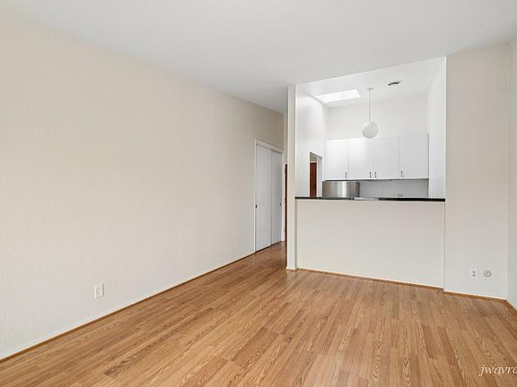 2nd image of 1601 Grant Ave APT 3A