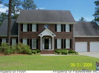409 Shawcroft Rd, Fayetteville, NC 28311