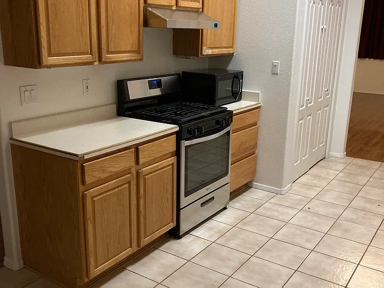 3904 Camino Vista Verde — Photo 30