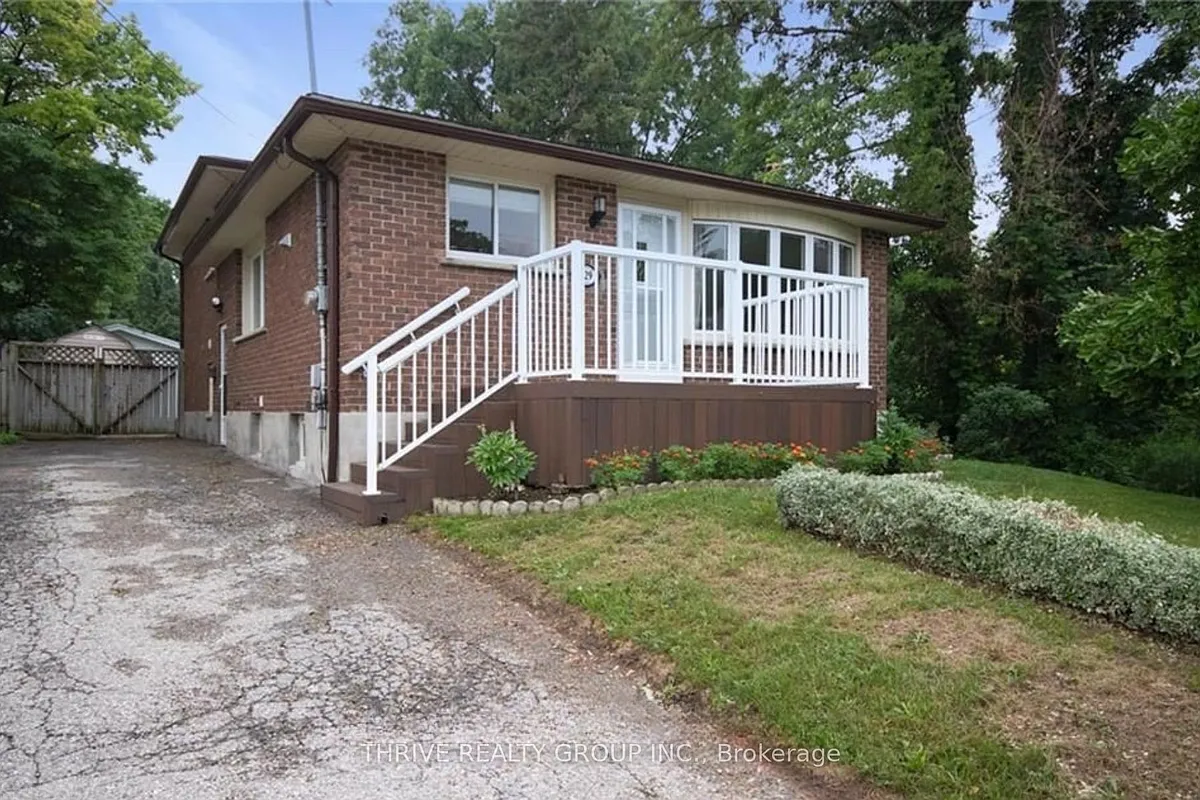 Building Photo - 329 Thompson Rd #2
