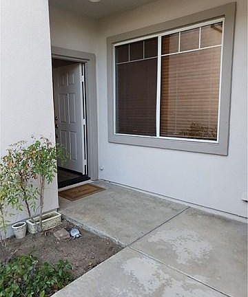 4th image of 15 Niblick Ln