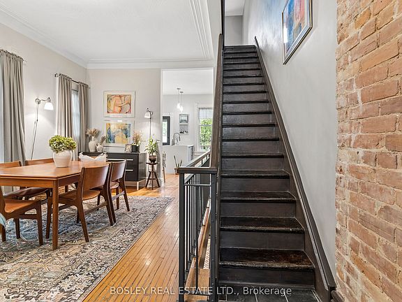 5th image of 62 Pearson Ave