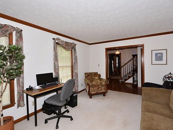 3rd image of 4381 Vineyard Trl