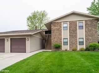 5850 Fresno Ct Unit A, Hanover Park, IL 60133