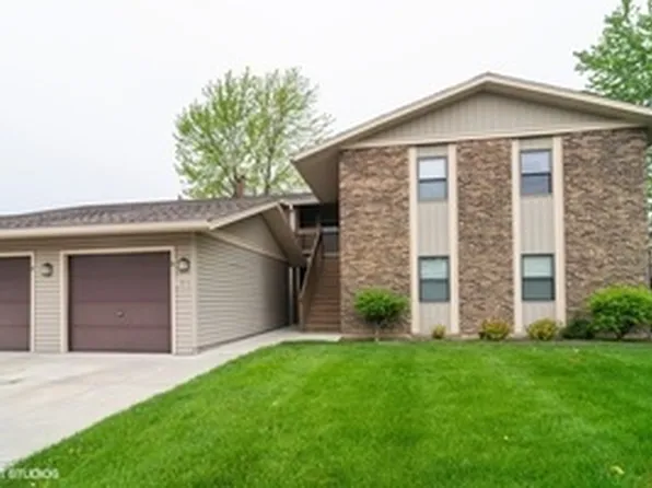 5850 Fresno Ct Unit A, Hanover Park, IL 60133