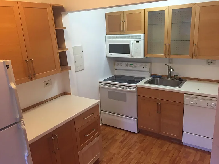 7220 N Claremont Ave #AJ — Photo 8