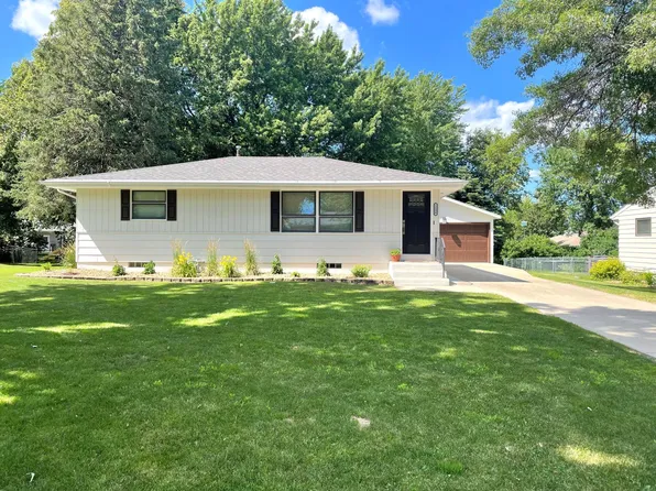 1500 Hillcrest Ave, Worthington, MN 56187