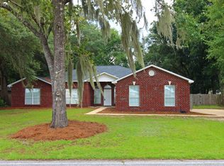 376 Waterview Cove Dr, Freeport, FL 32439