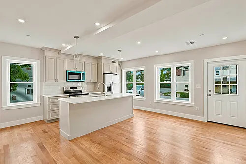 4A Mayhew St Photo 1