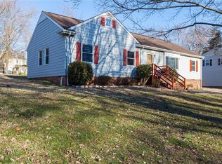 1924 Robindale Rd, North Chesterfield, VA 23235