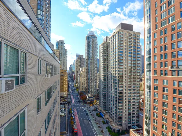 200 East 66th Street image 15 of 22