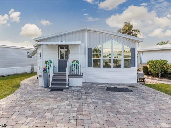10848 Vireo Cir, Estero, FL 33928