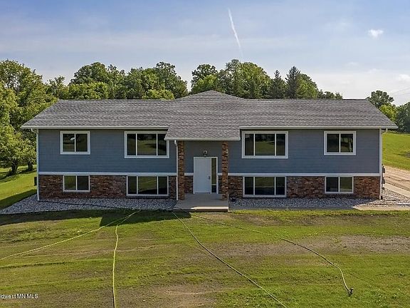2nd image of 1291 Highland Dr