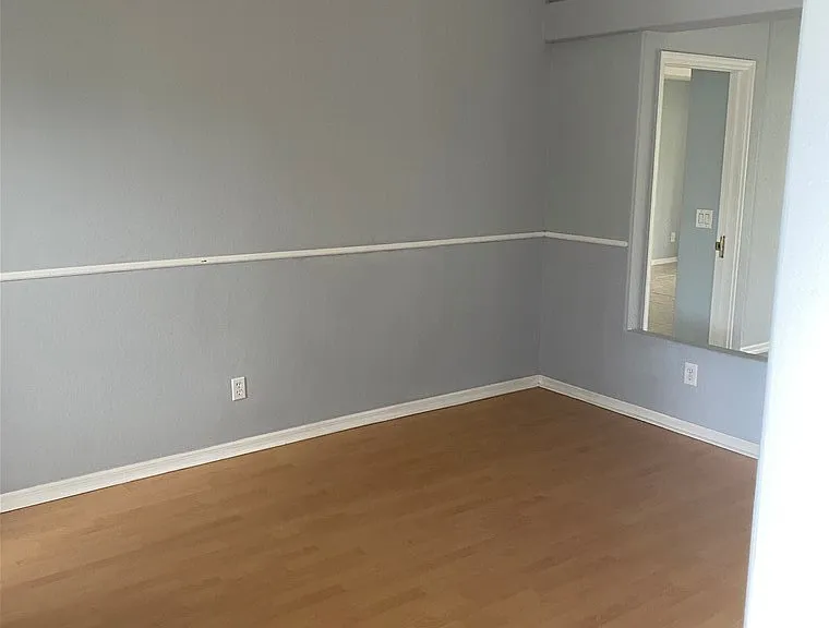421 NW 36th Ave — Photo 19