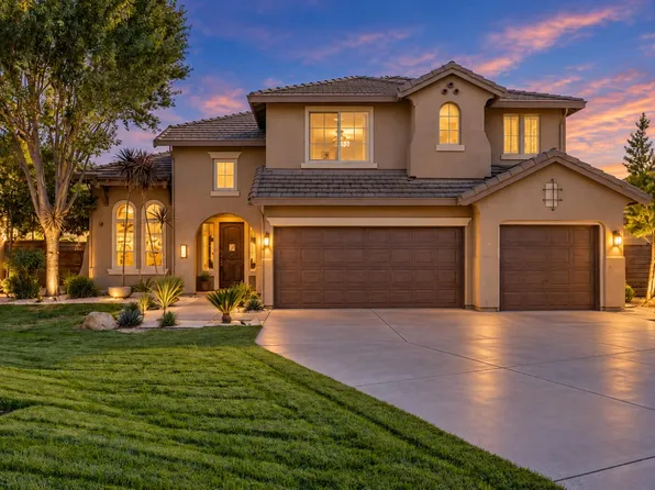 701 Rolling Green Dr, West Sacramento, CA 95605